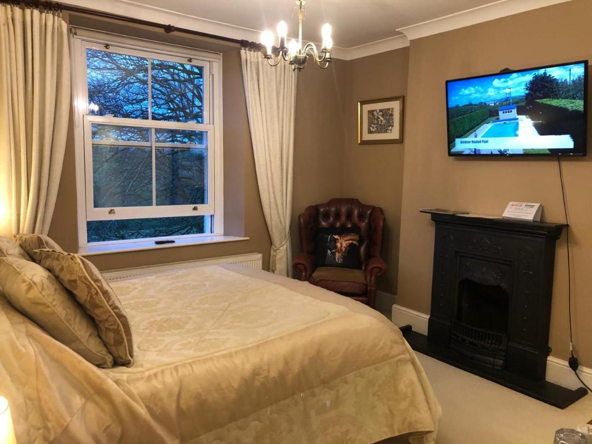 לינה וארוחת בוקר אבריסטוויט Llangwyryfon Country Breaks מראה חיצוני תמונה